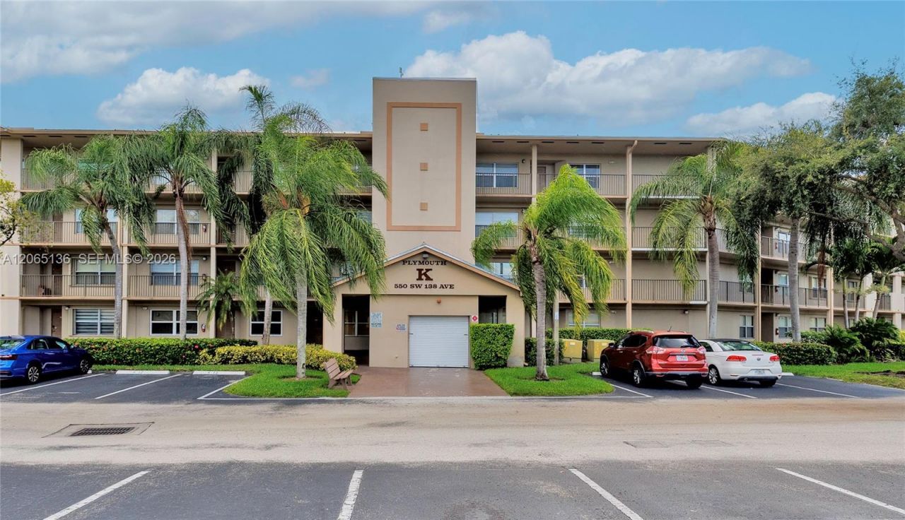 550 SW 138th Ave , Unit 309K, Pembroke Pines, FL 33027 Photo