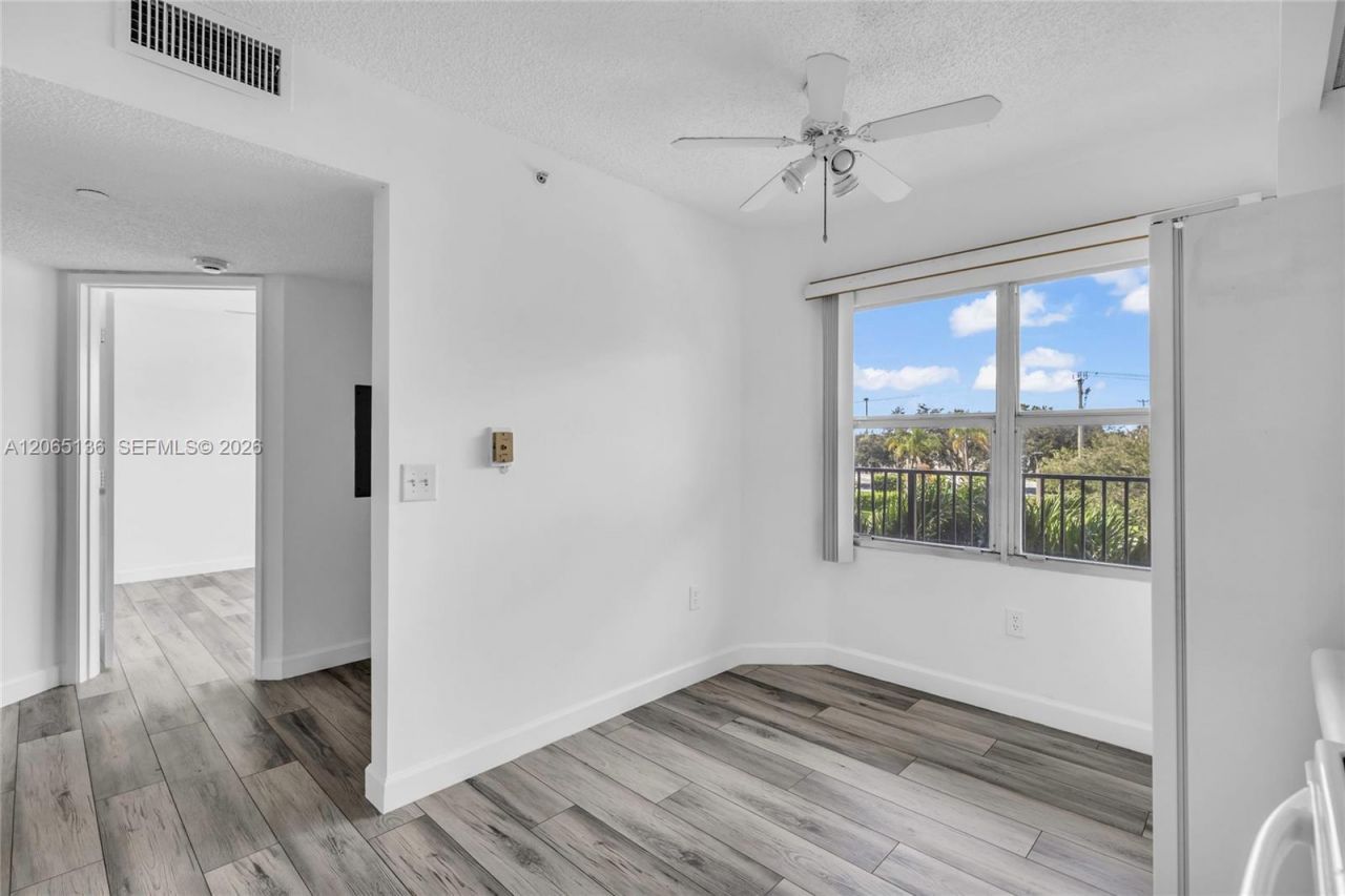 550 SW 138th Ave , Unit 309K, Pembroke Pines, FL 33027 Photo