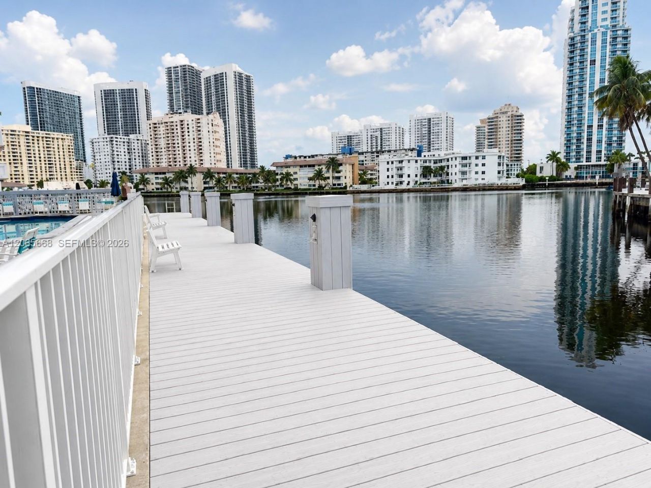 137 Golden Isles Dr , Unit 912, Hallandale Beach, FL 33009 Photo