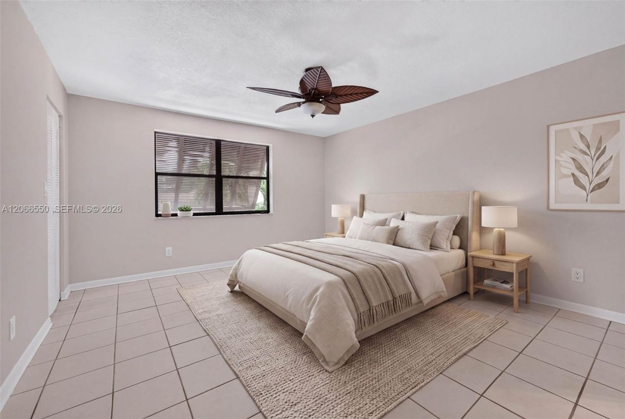 1217 NW 122nd Ter , Pembroke Pines, FL 33026 Photo