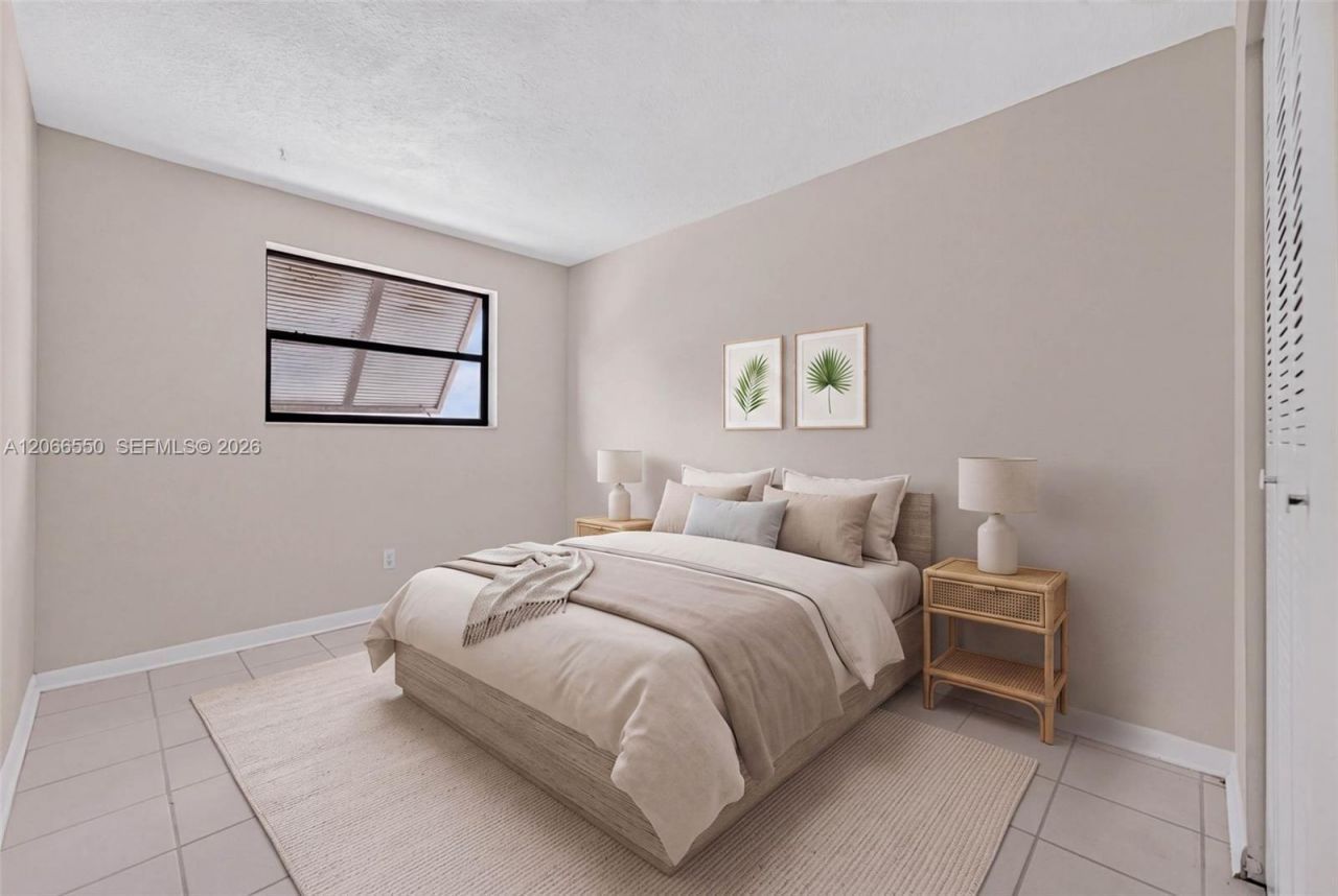 1217 NW 122nd Ter , Pembroke Pines, FL 33026 Photo
