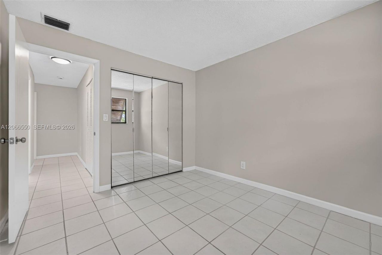 1217 NW 122nd Ter , Pembroke Pines, FL 33026 Photo