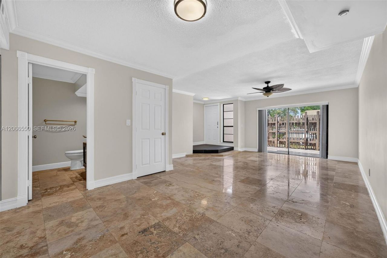 1217 NW 122nd Ter , Pembroke Pines, FL 33026 Photo