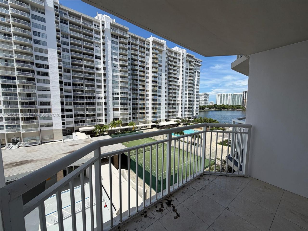 18031 Biscayne Blvd , Unit 601, Aventura, FL 33160 Photo