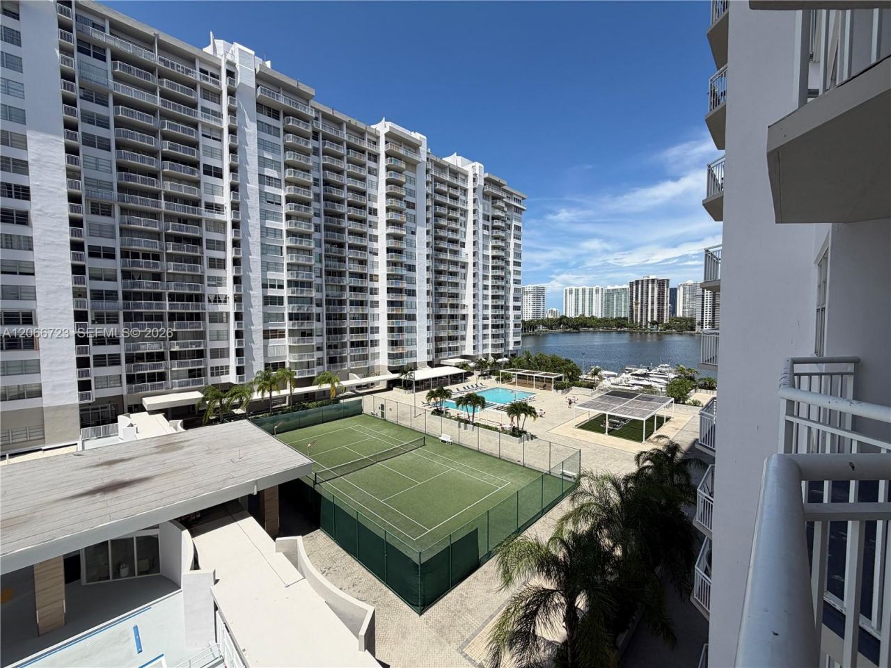 18031 Biscayne Blvd , Unit 601, Aventura, FL 33160 Photo