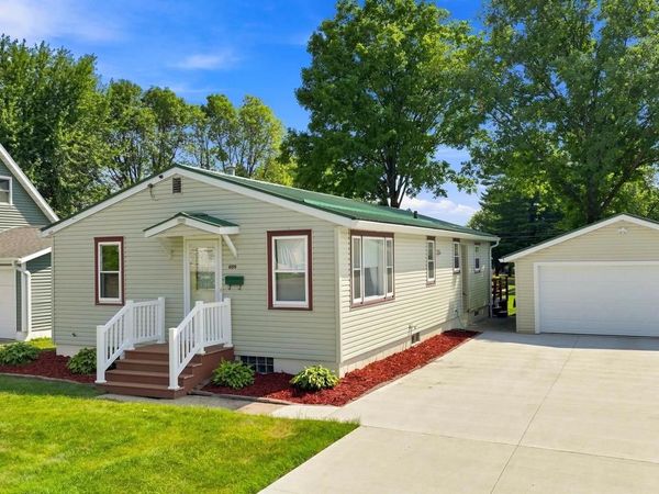 609 N ASH AVENUE, Marshfield, WI 54449