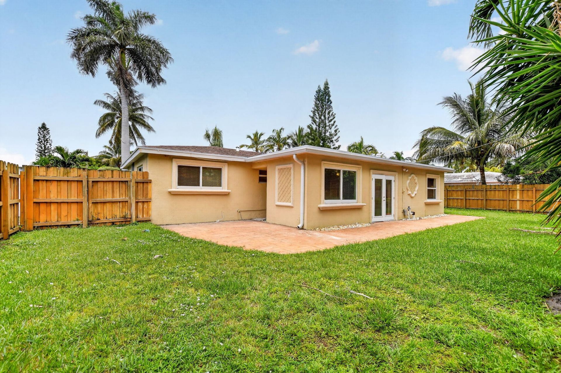 2250 NE 4th Court, Boca Raton, FL 33431 Photo
