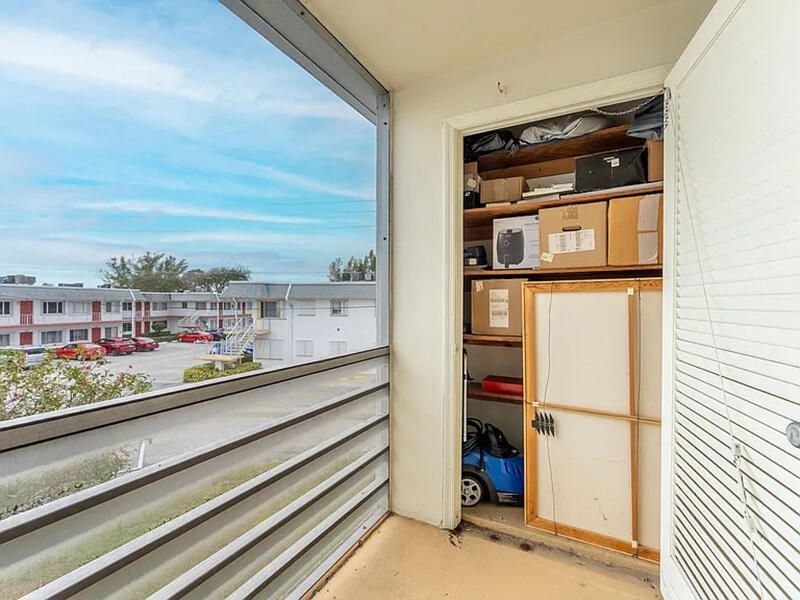 2920 Cynthia Lane, Unit 202, Lake Worth Beach, FL 33461 Photo