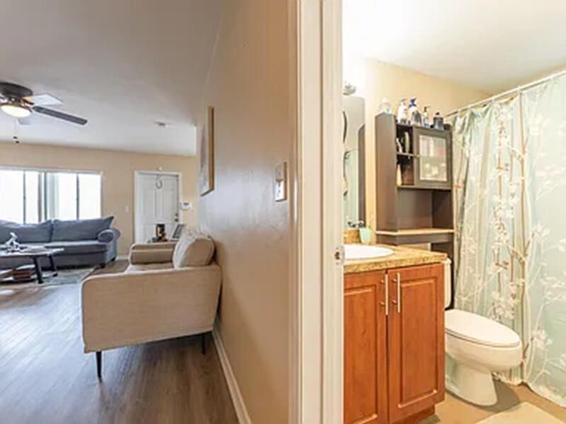 2920 Cynthia Lane, Unit 202, Lake Worth Beach, FL 33461 Photo