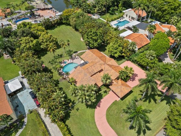 10010 NW 135th Street, Hialeah, FL 33018