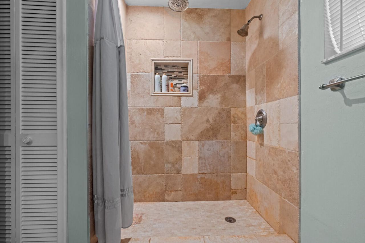10010 NW 135th Street, Hialeah Gardens, FL 33018 Photo