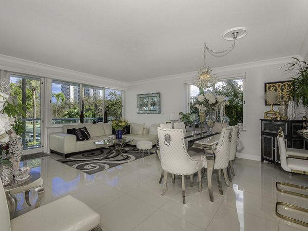 3233 NE 34TH Street, Unit 215, Fort Lauderdale, FL 33308