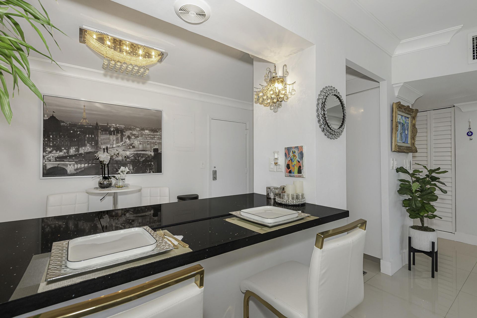 3233 NE 34th Street, Unit 215, Fort Lauderdale, FL 33308 Photo