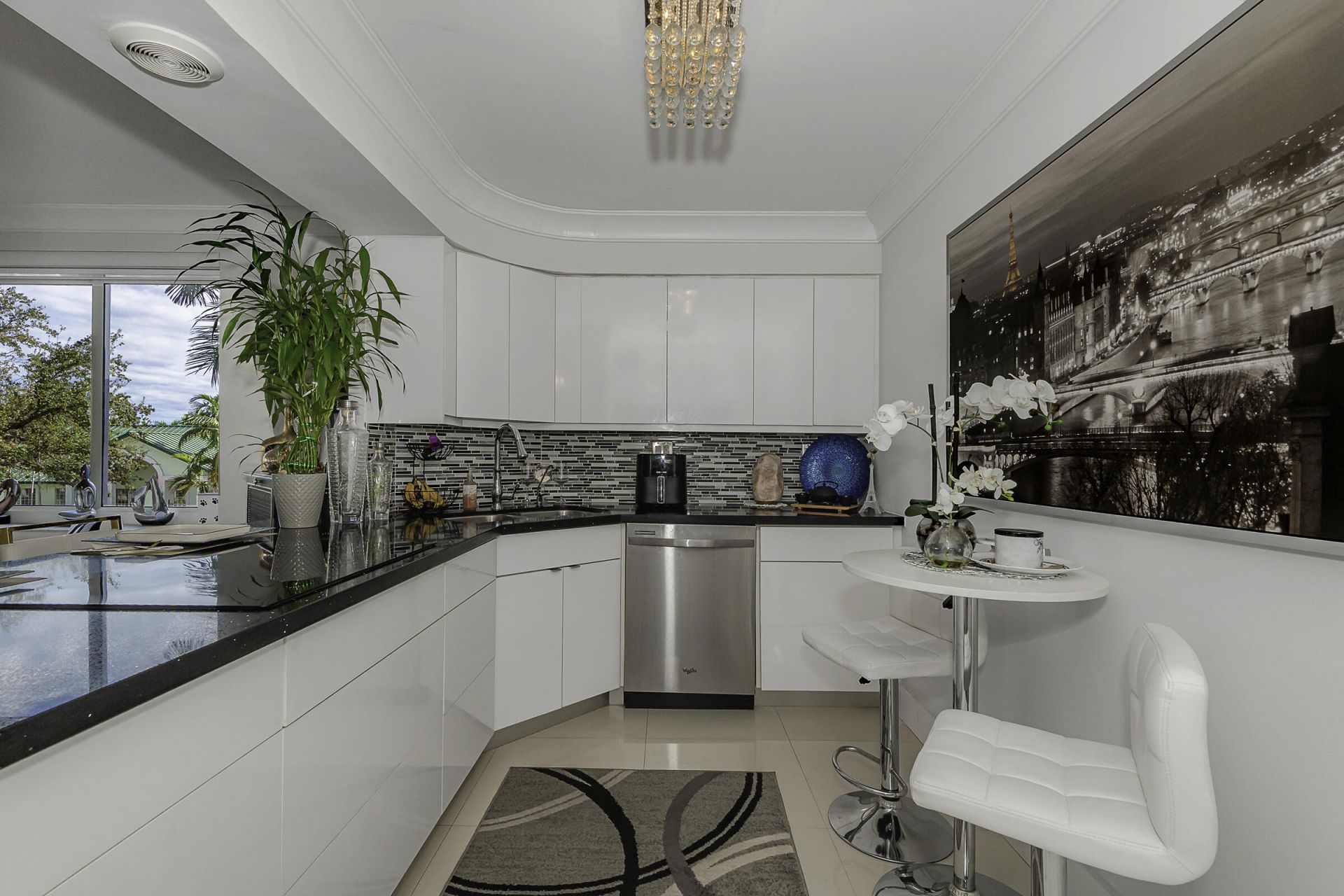 3233 NE 34th Street, Unit 215, Fort Lauderdale, FL 33308 Photo
