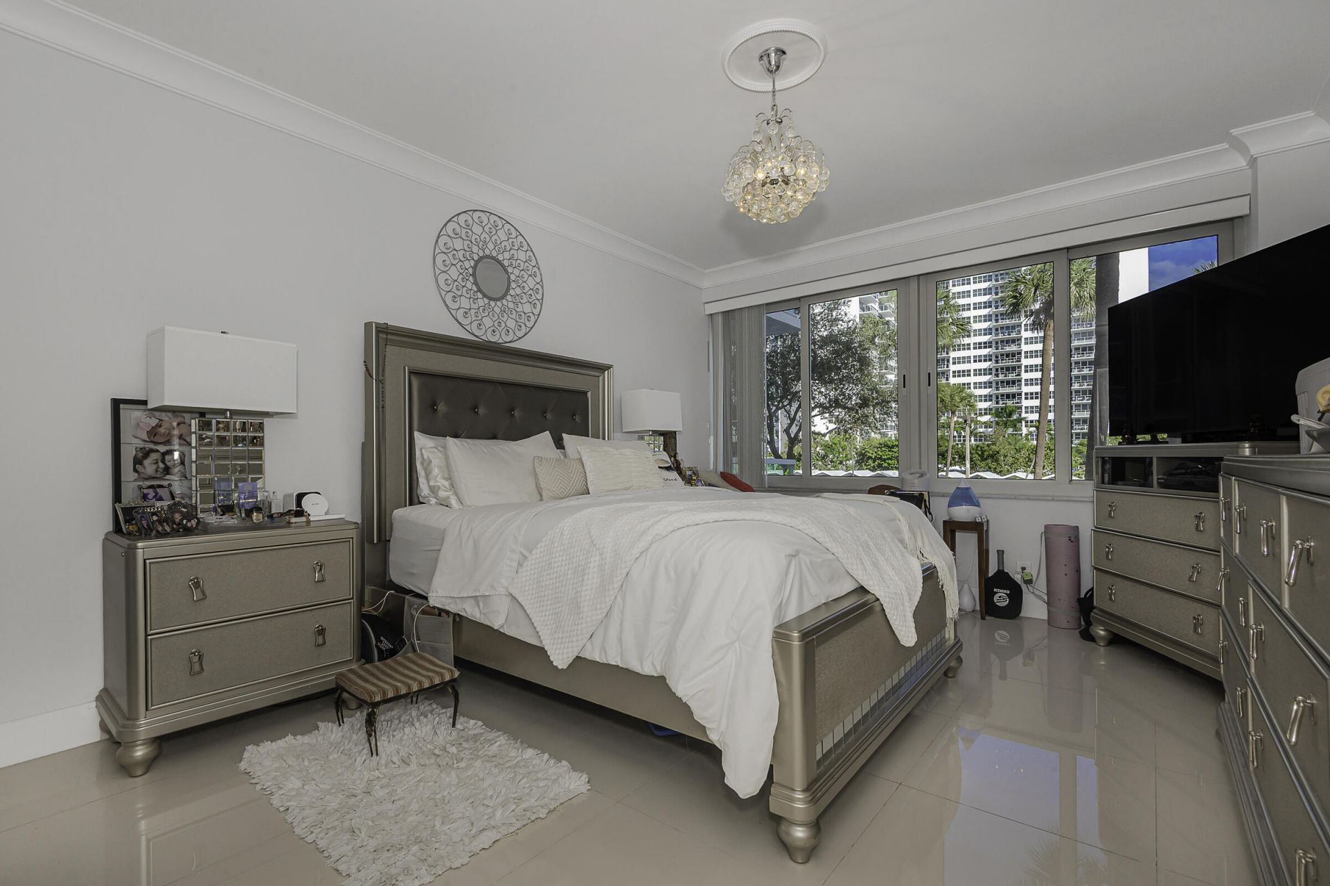 3233 NE 34th Street, Unit 215, Fort Lauderdale, FL 33308 Photo
