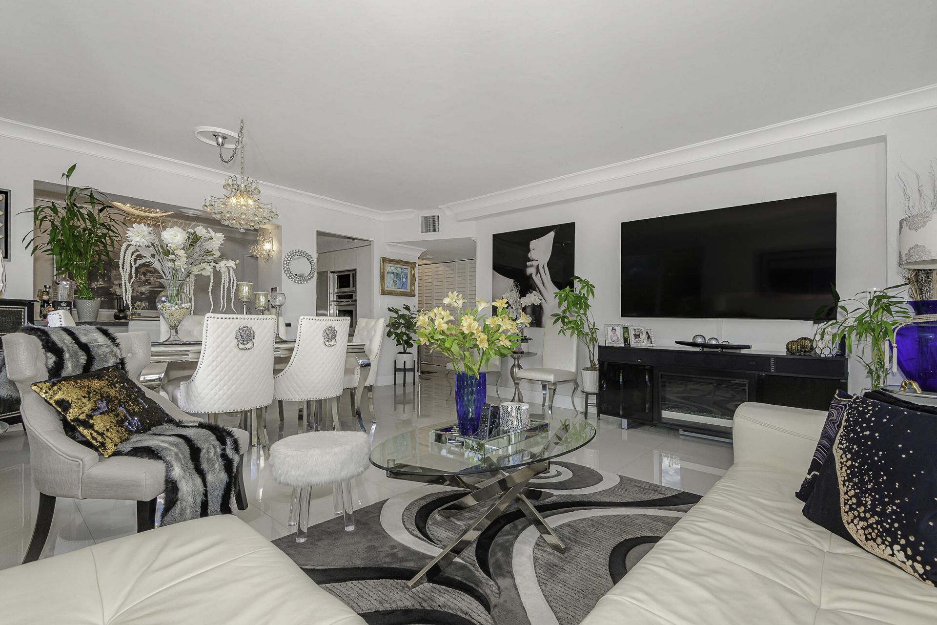 3233 NE 34th Street, Unit 215, Fort Lauderdale, FL 33308 Photo