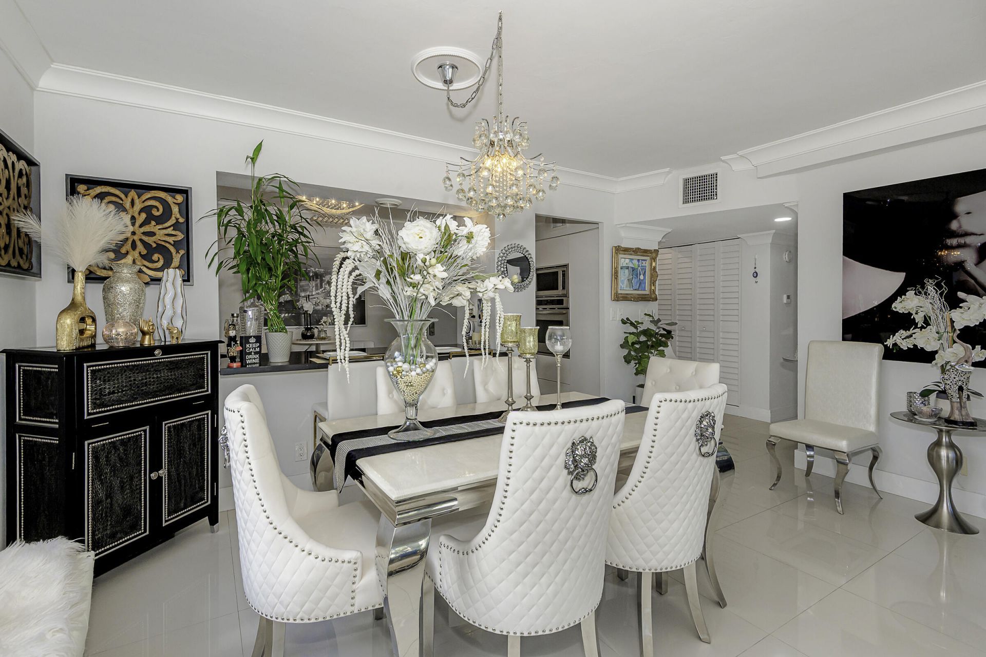 3233 NE 34th Street, Unit 215, Fort Lauderdale, FL 33308 Photo