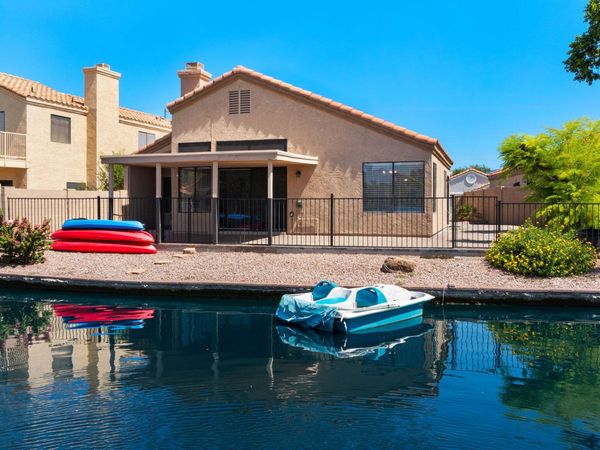 329 E VAUGHN Avenue, Gilbert, AZ 85234