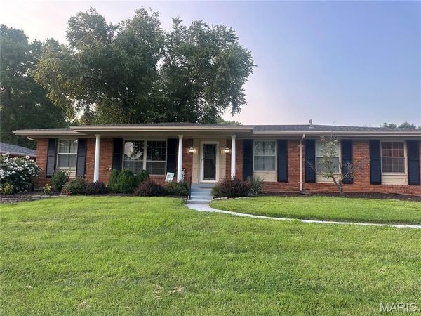 7227 Forestate Drive, Affton, MO 63123