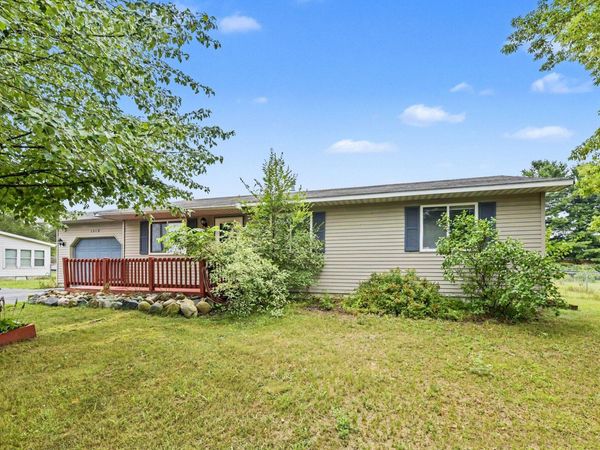1862 W Curry Drive, Traverse City, MI 49685