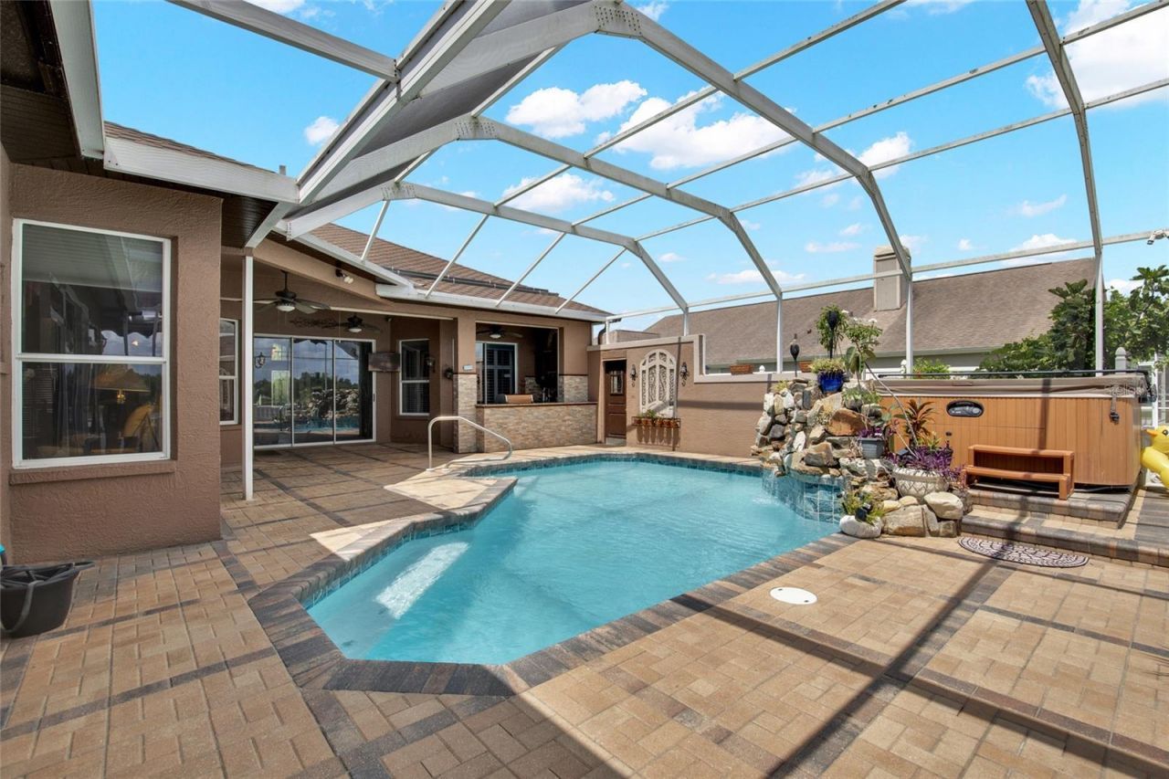 22523 Willow Lakes Drive, Lutz, FL 33549 Photo