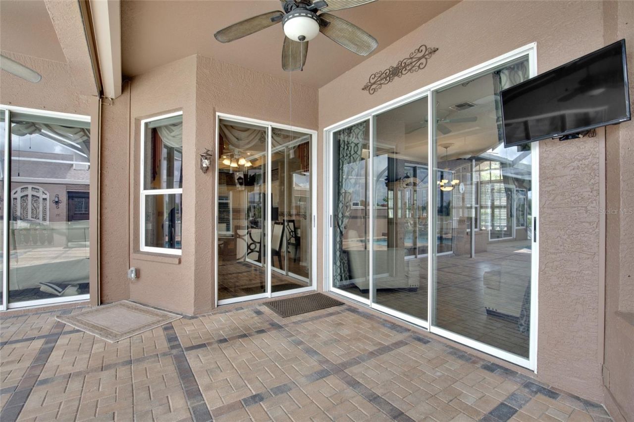 22523 Willow Lakes Drive, Lutz, FL 33549 Photo