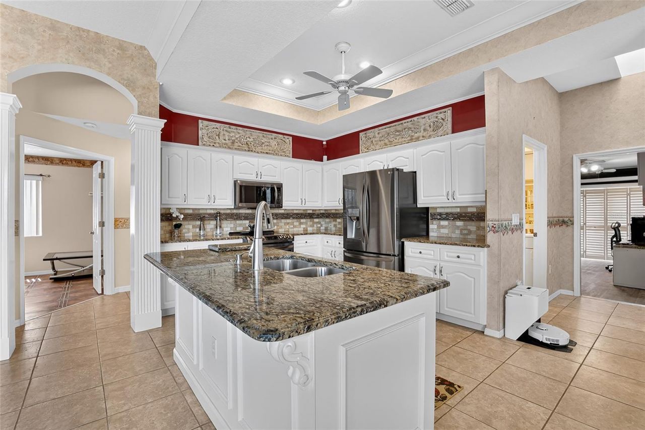 22523 Willow Lakes Drive, Lutz, FL 33549 Photo