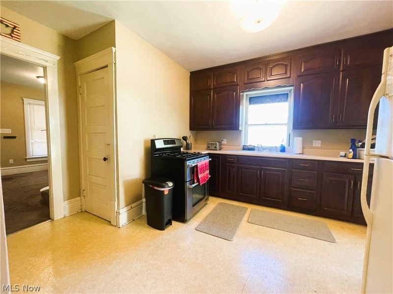 179 Jewett Street, Akron, OH 44305 Photo 7