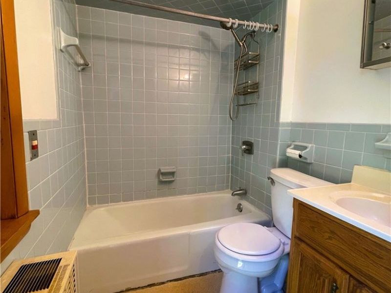 179 Jewett Street, Akron, OH 44305 Photo 9