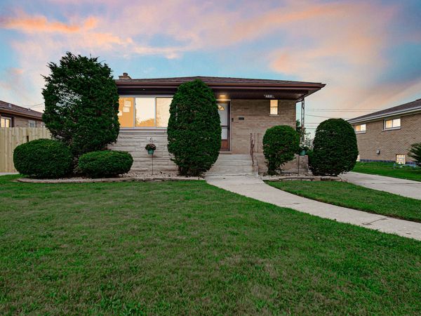 6831 New Jersey Avenue , Hammond, IN 46323