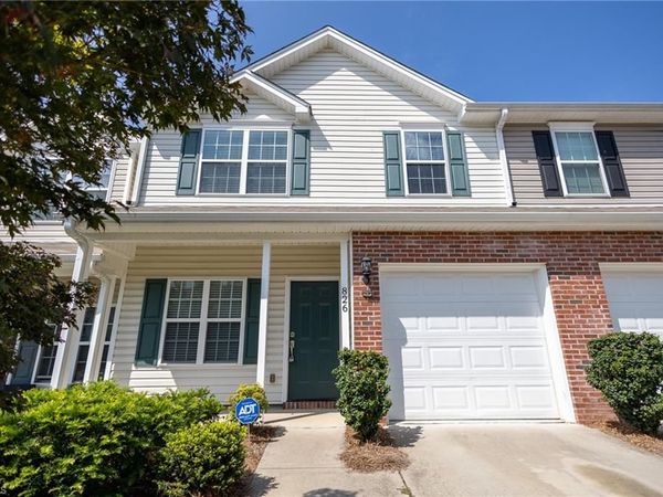 826 Central Park Avenue, Greensboro, NC 27407