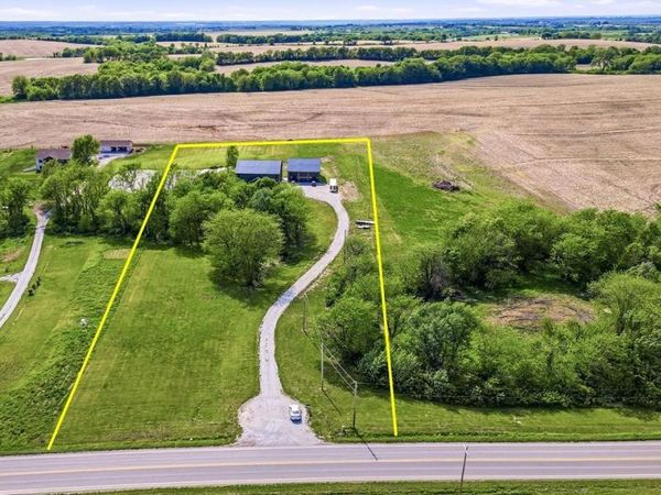 2362 SW US 169 Highway, Gower, MO 64454