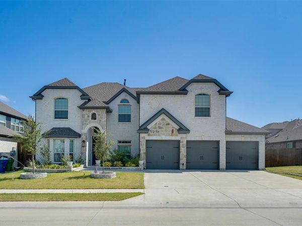 727 Stearman Lane, Fate, TX 75087