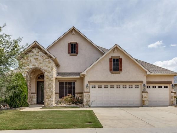 9805 Ironwood Drive, Denton, TX 76207