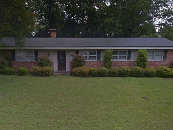 223 9th Avenue, Eastman, GA 31023