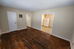 400 Stanford Street  photo 4