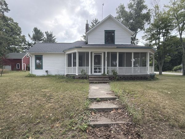 306 N Carland Street, Marion, MI 49665