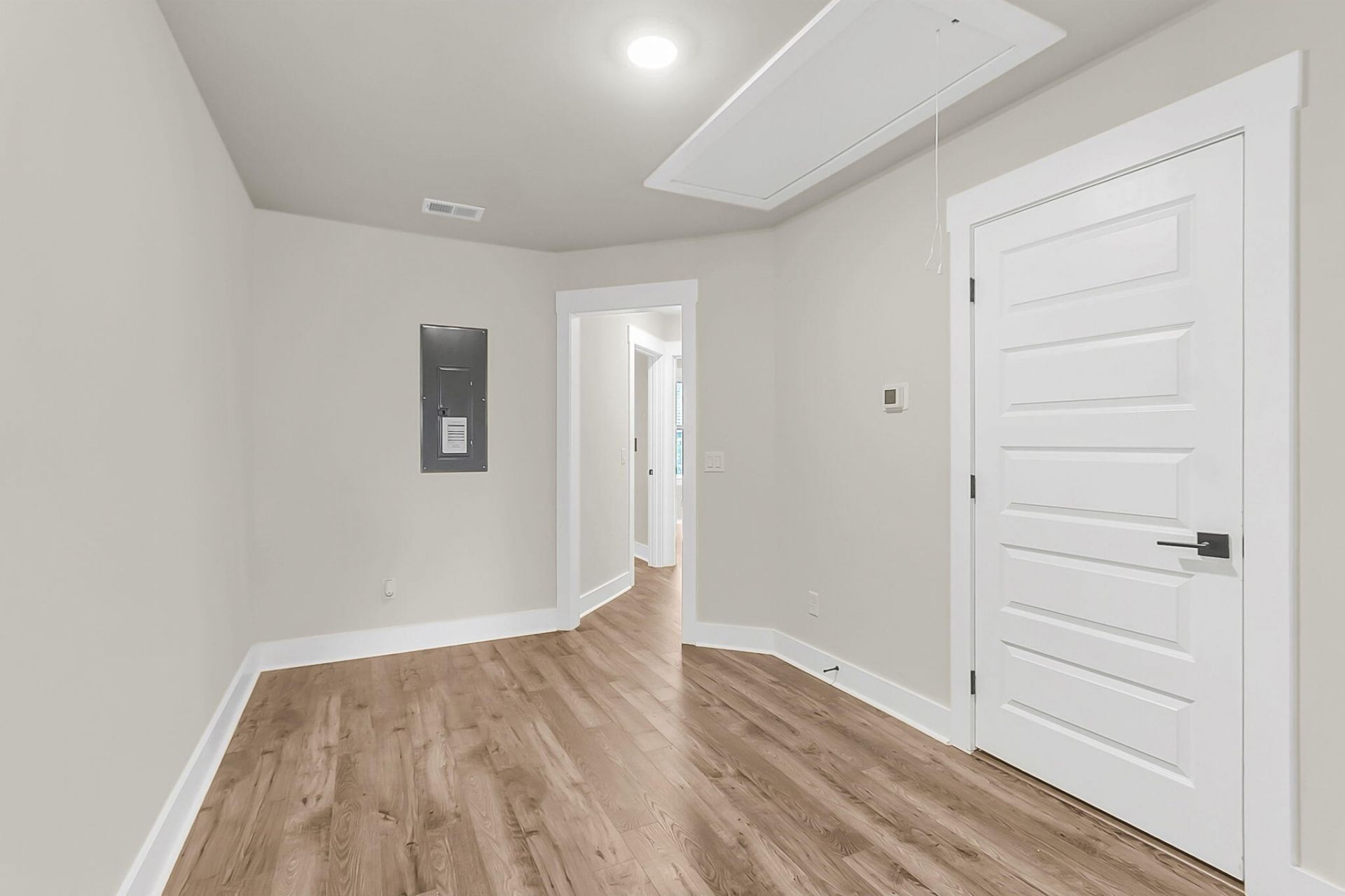 5112 Park Creek Avenue Photo 25