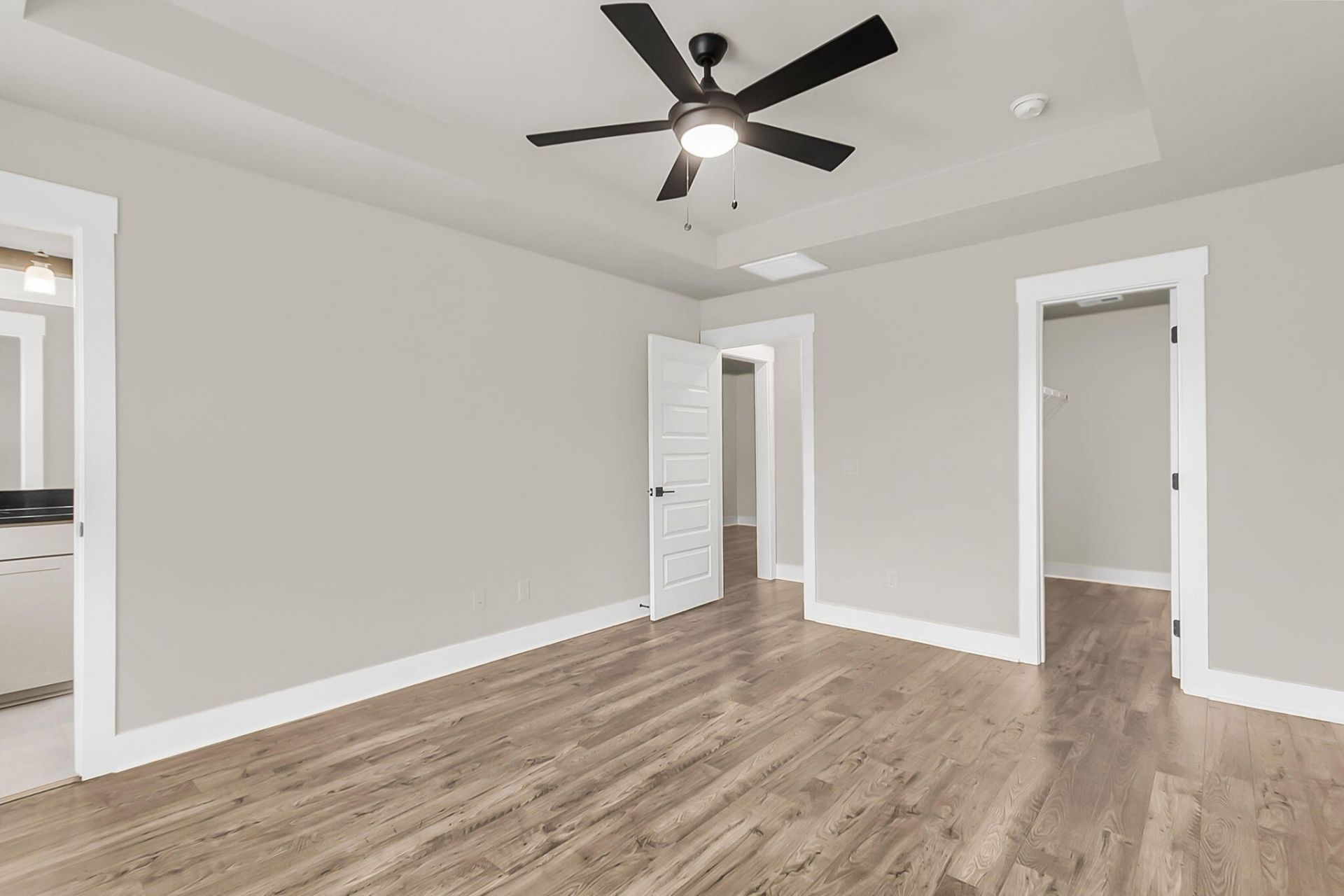 5112 Park Creek Avenue Photo 32