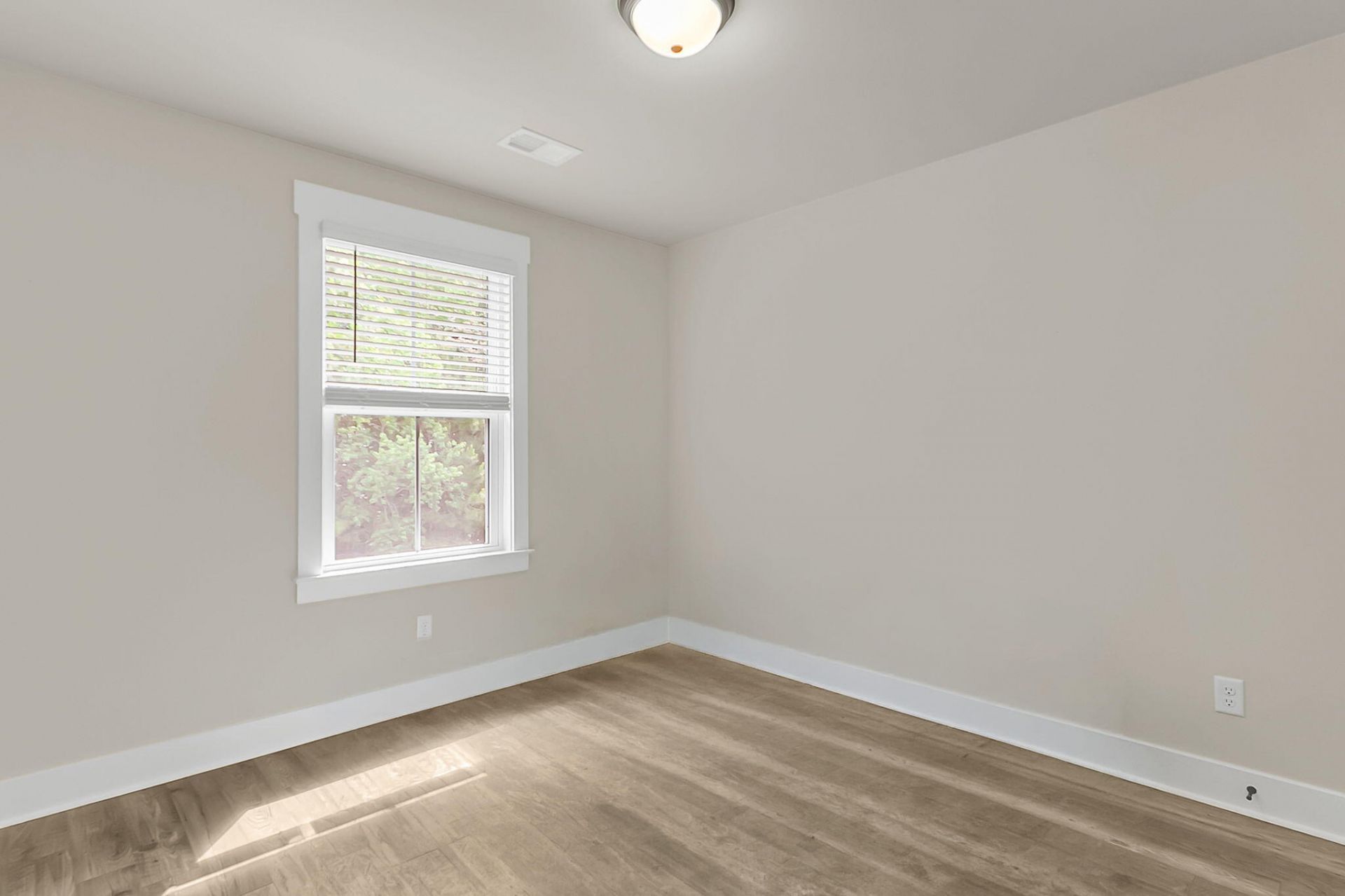 5112 Park Creek Avenue Photo 37