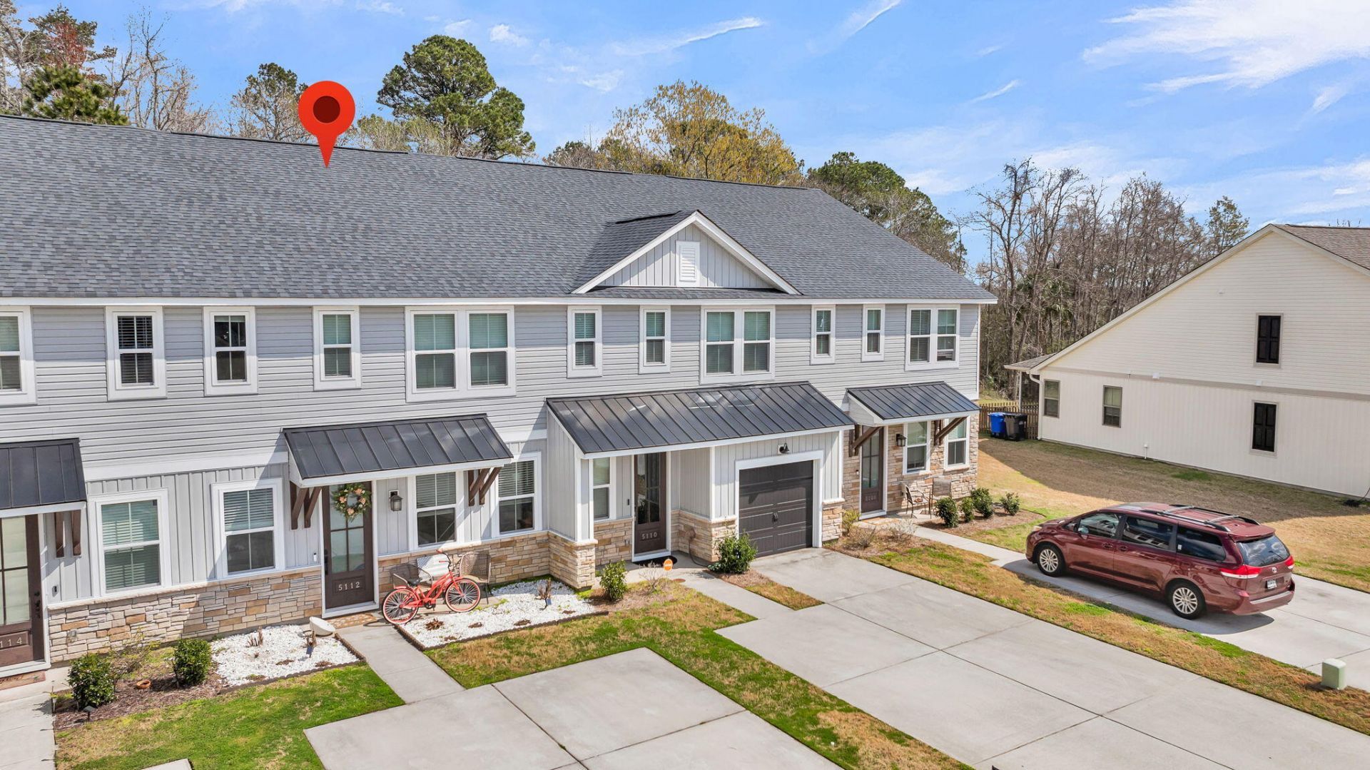 5112 Park Creek Avenue Photo 4