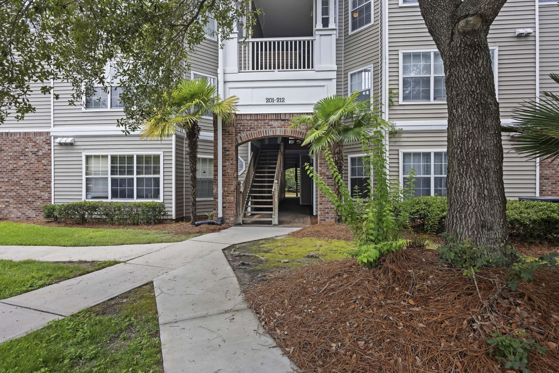188 Midland Parkway Photo 10