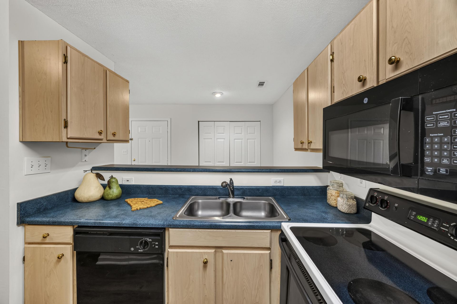 188 Midland Parkway Photo 20
