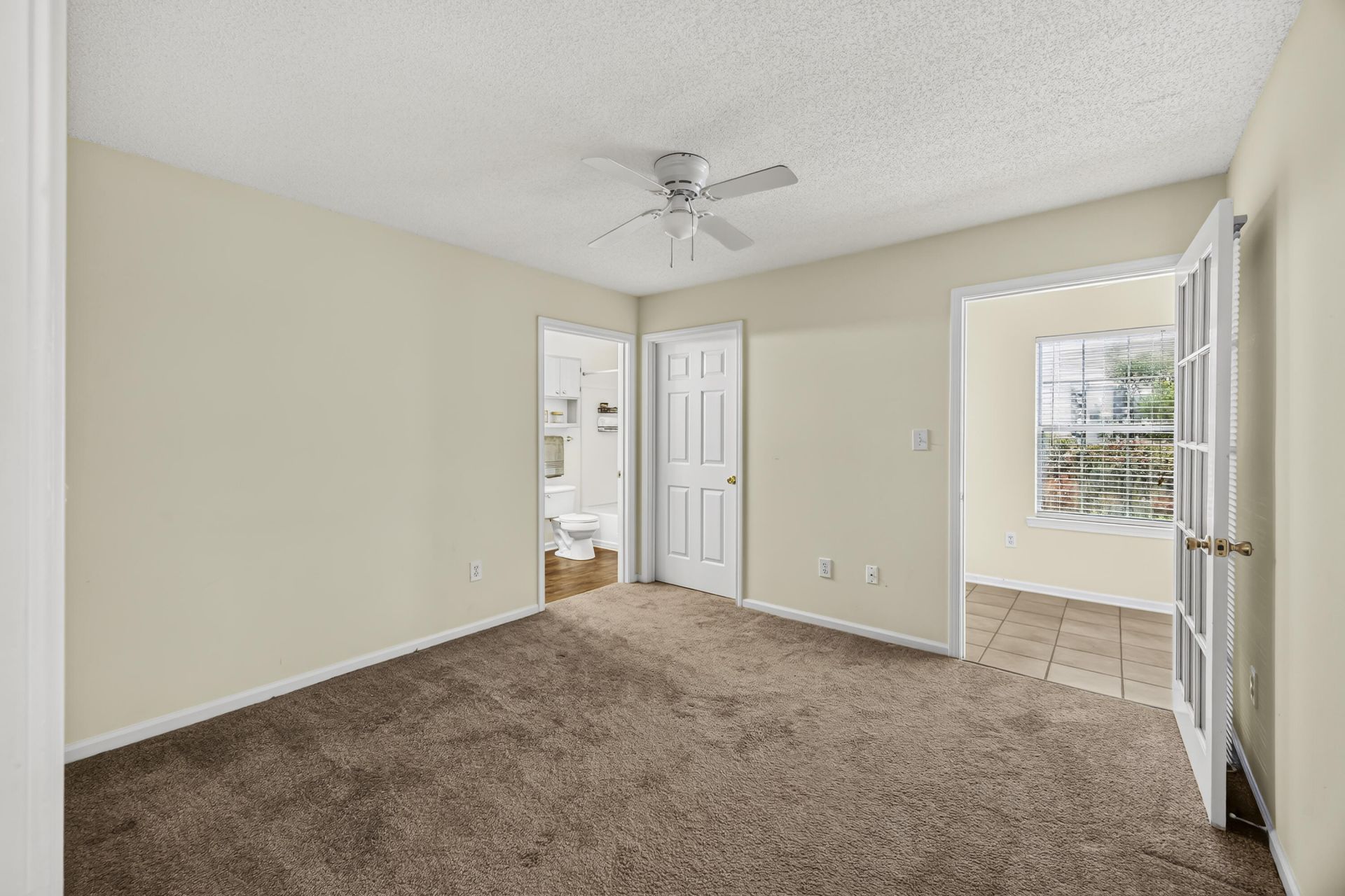 188 Midland Parkway Photo 22