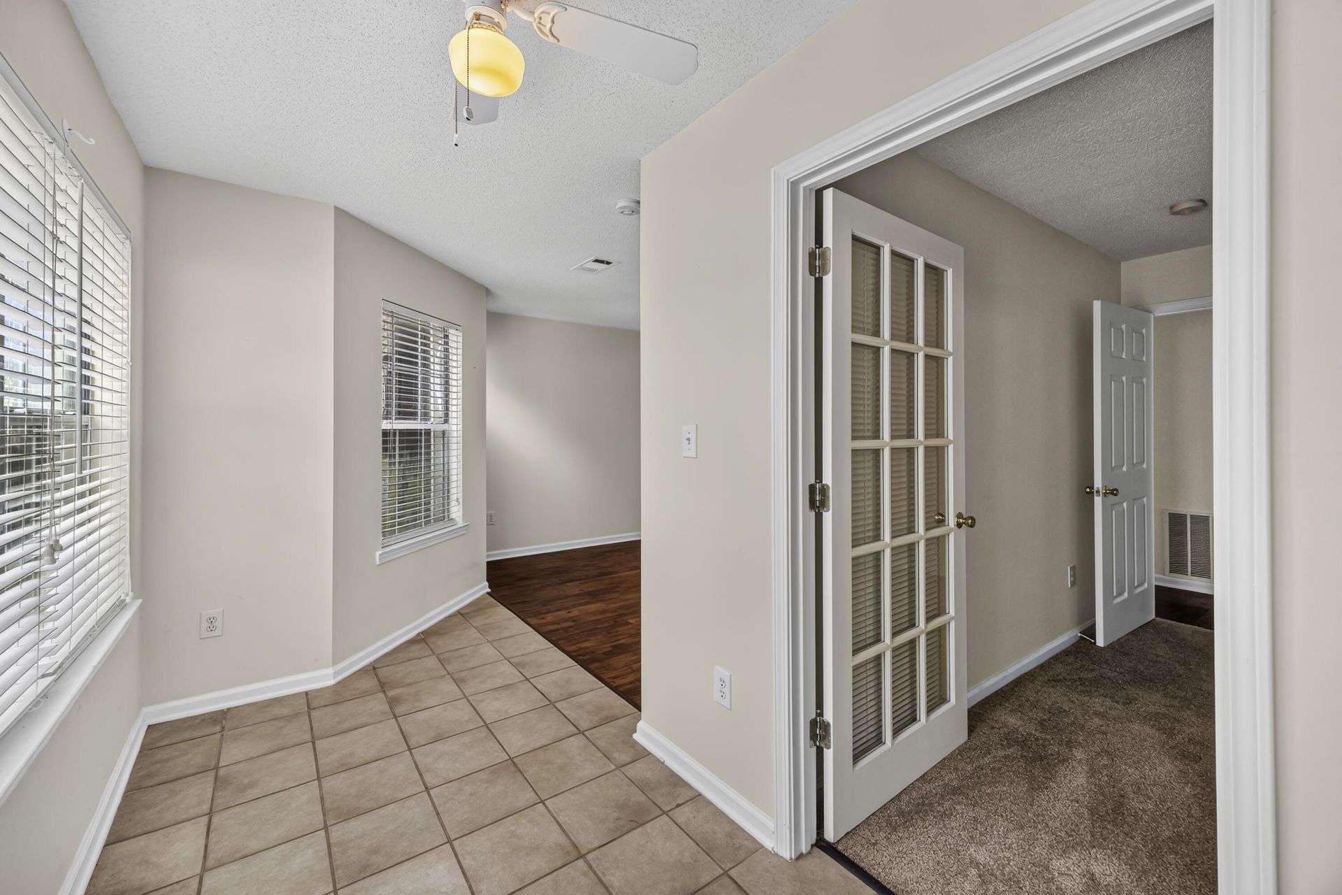 188 Midland Parkway Photo 24