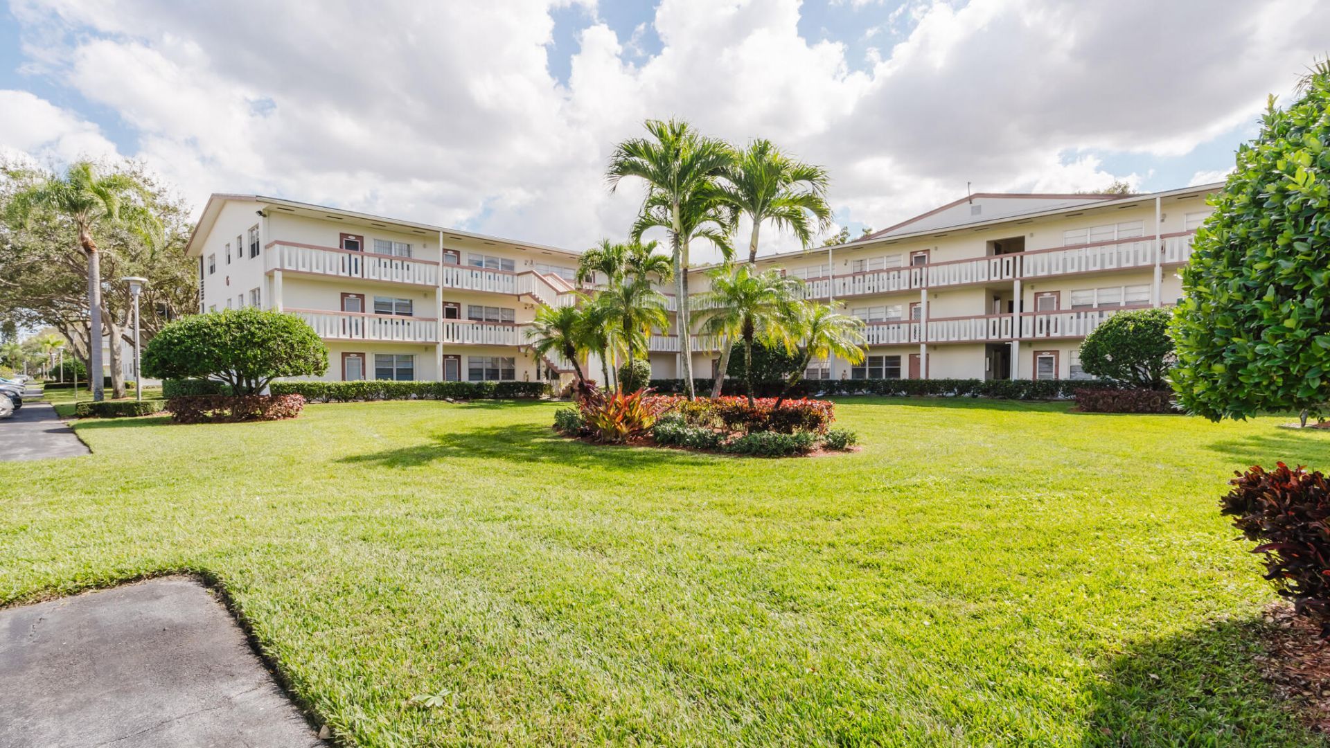 272 Preston Way, Boca Raton, FL 33434 Photo