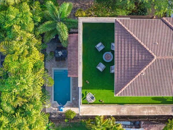 1705 NE 11th Street, Fort Lauderdale, FL 33304