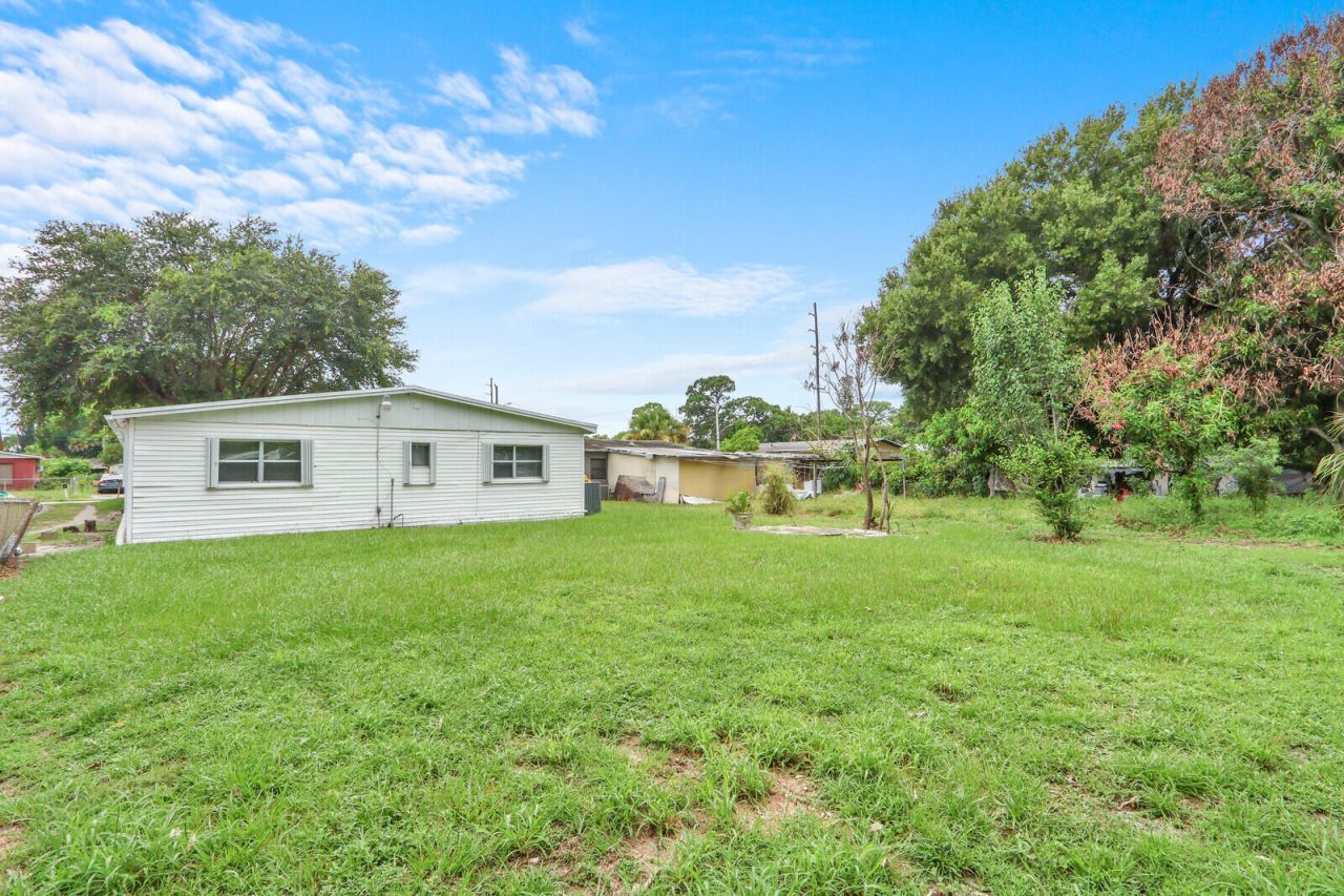 2008 Avenue N, Fort Pierce, FL 34950 Photo