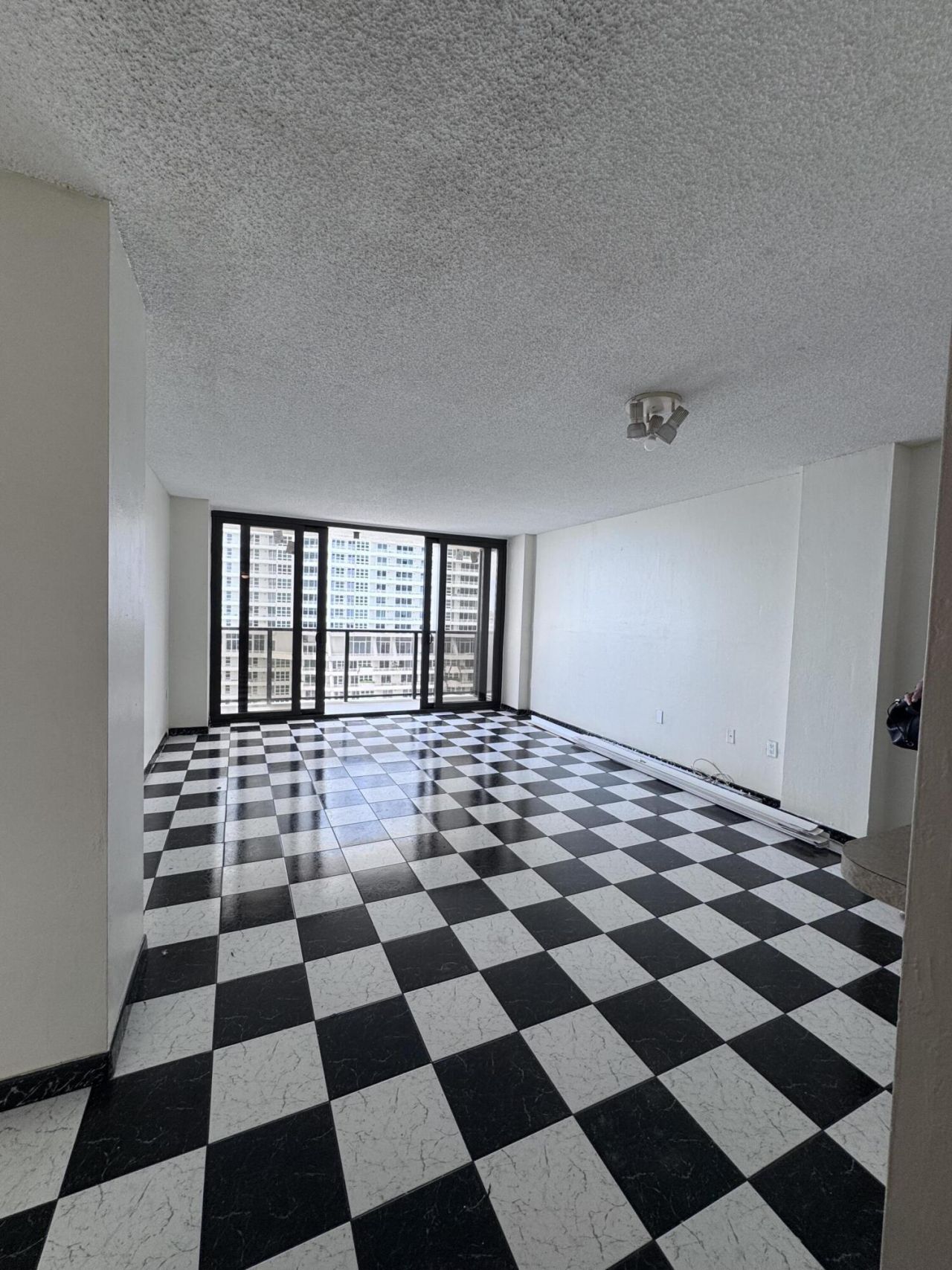 600 NE 36th Street, Unit 1112, Miami, FL 33137 Photo