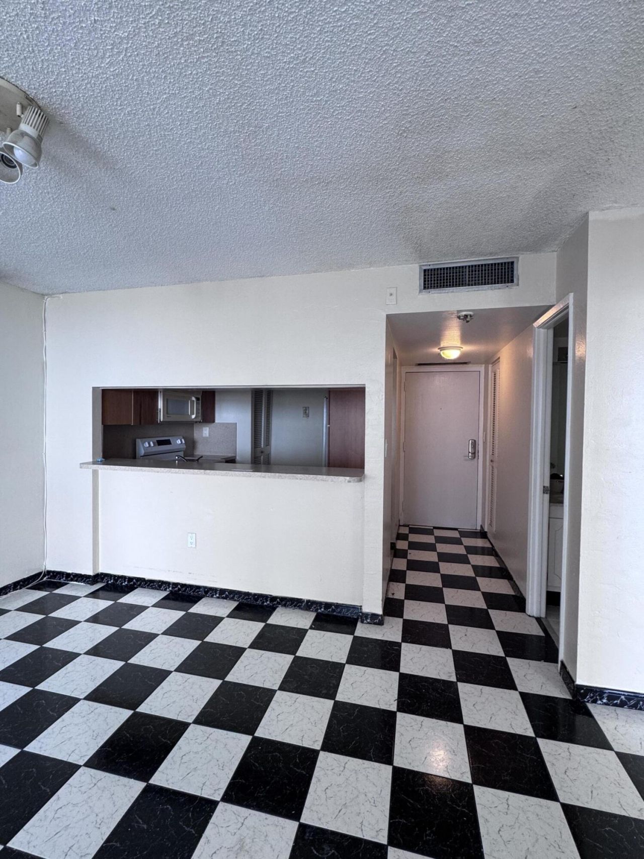 600 NE 36th Street, Unit 1112, Miami, FL 33137 Photo
